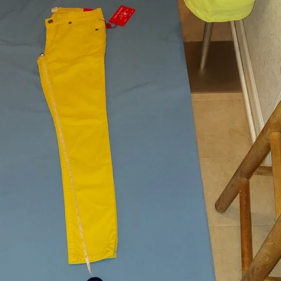 True Religion Jeans - Picture 8 of 12